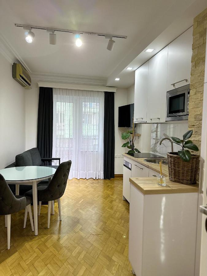 Apartment Batumi Esterno foto