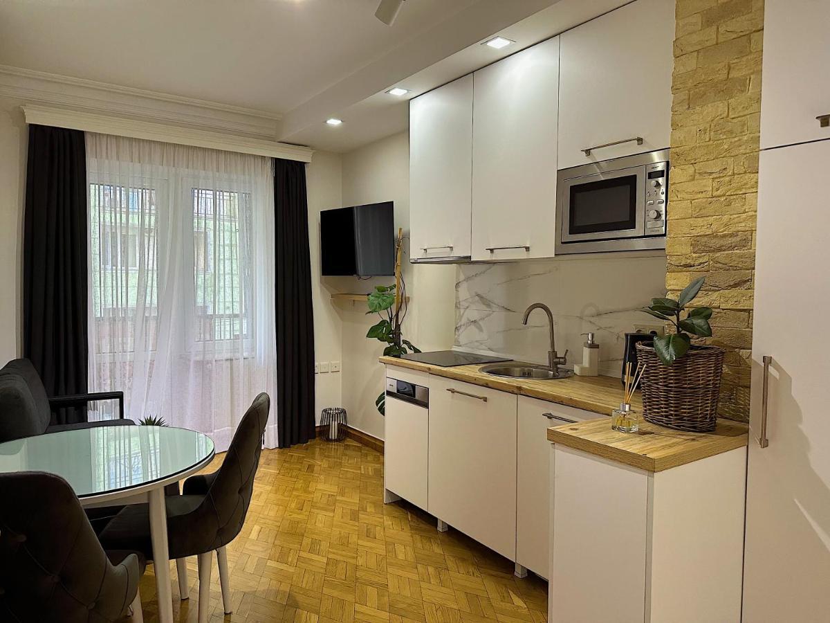 Apartment Batumi Esterno foto