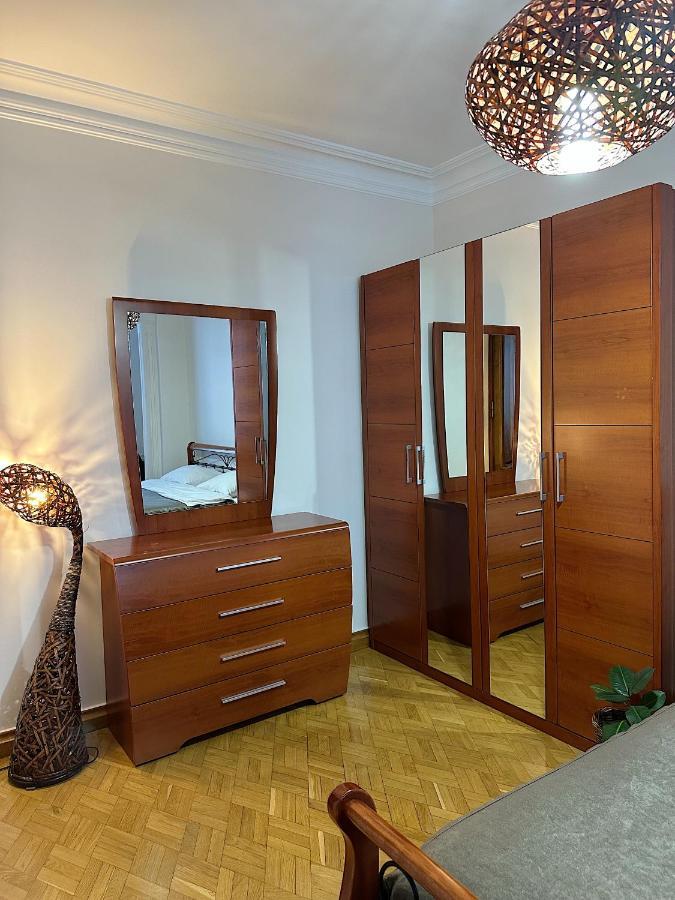 Apartment Batumi Esterno foto